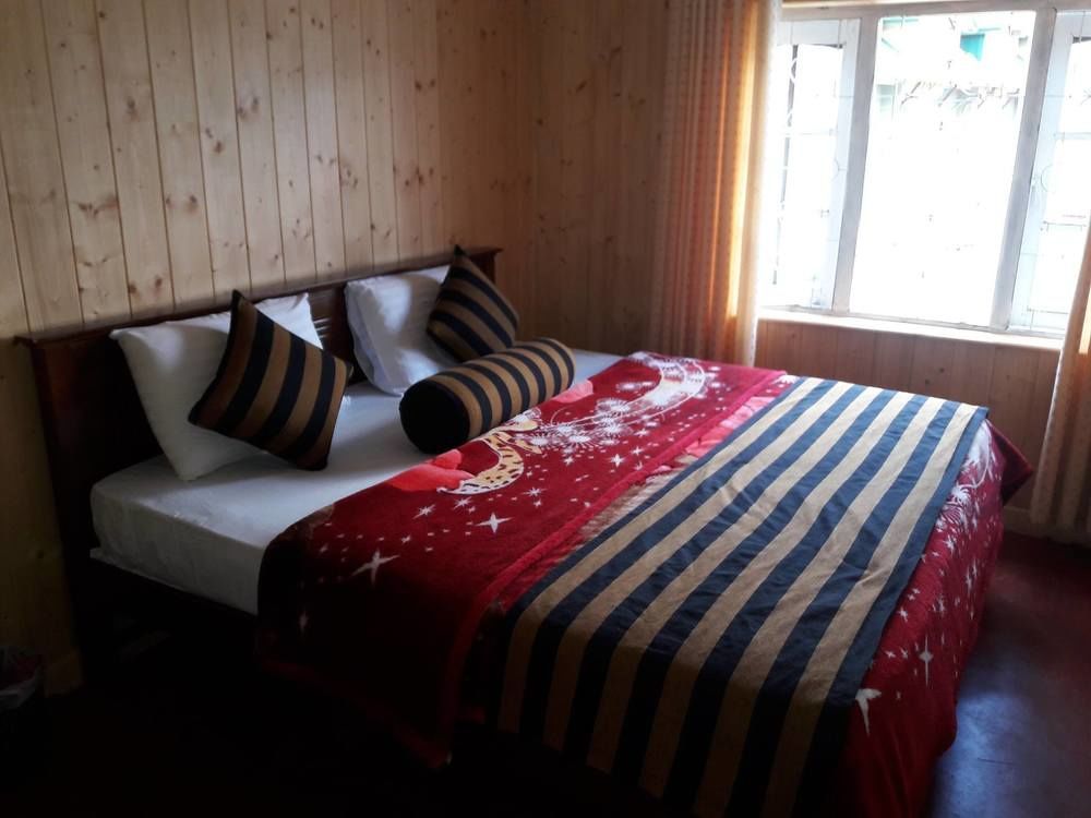 Blue Moon Hotel Нувара-Елія Екстер'єр фото