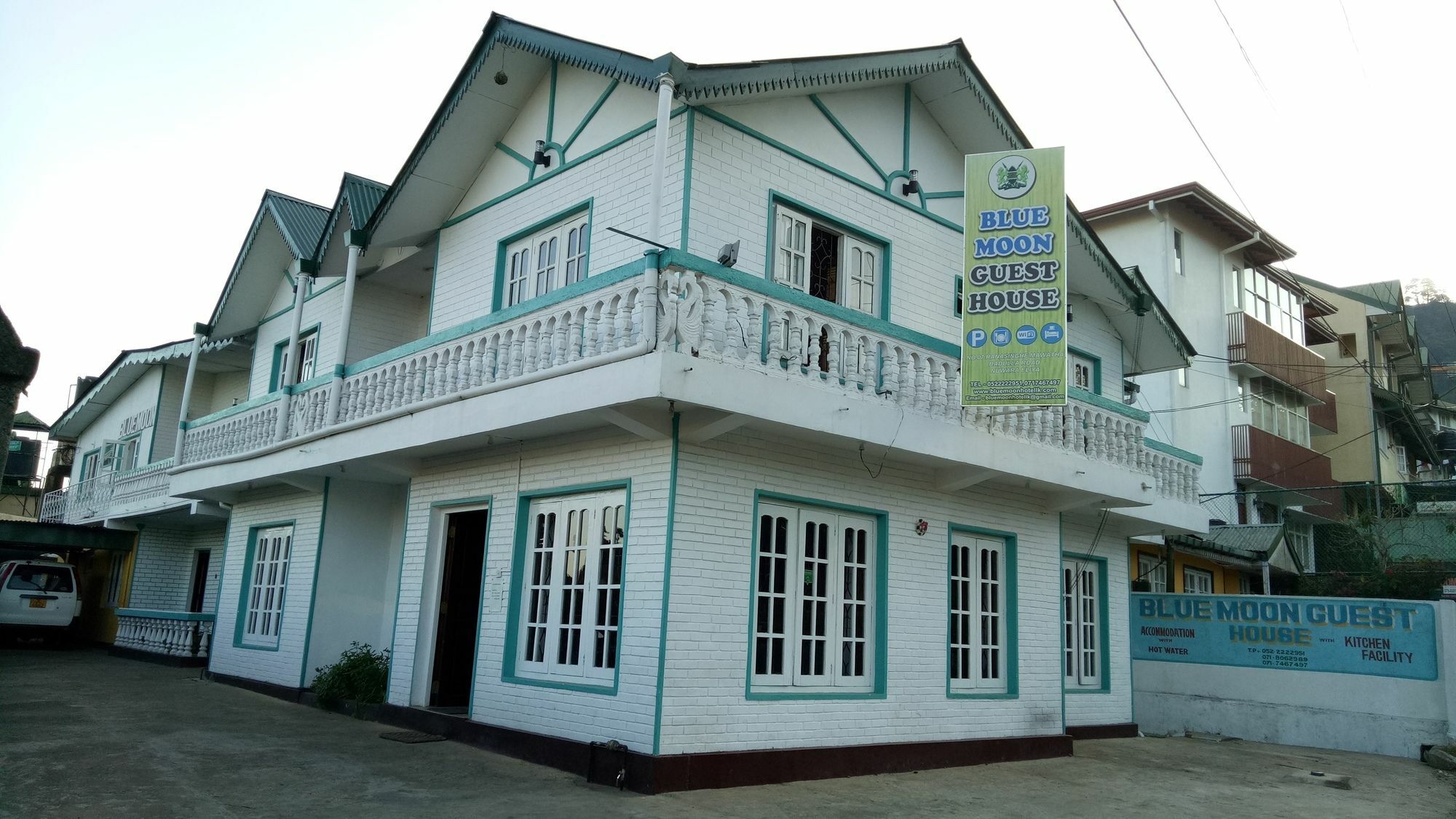 Blue Moon Hotel Нувара-Елія Екстер'єр фото